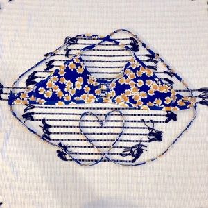 Jolyn Tomcat top size Large